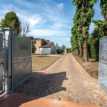 Agriturismo Corte Casello Gazoldo degli Ippoliti エクステリア 写真
